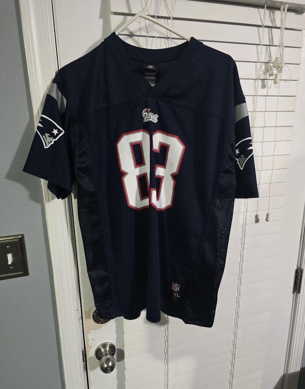 Wes Welker #83 New England Patriots Youth Sized XL Jersey